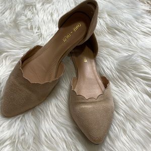 Chase + Chloe size 9 tan suede scalloped flats